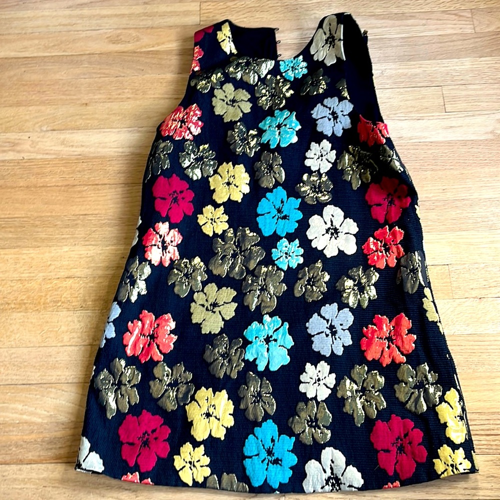 Cooperative dress. Size M